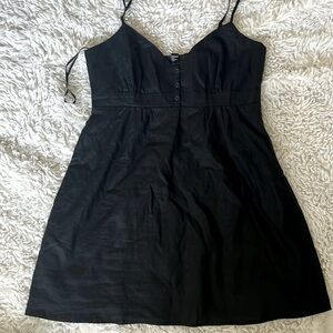 Woman’s Black little dress size XL